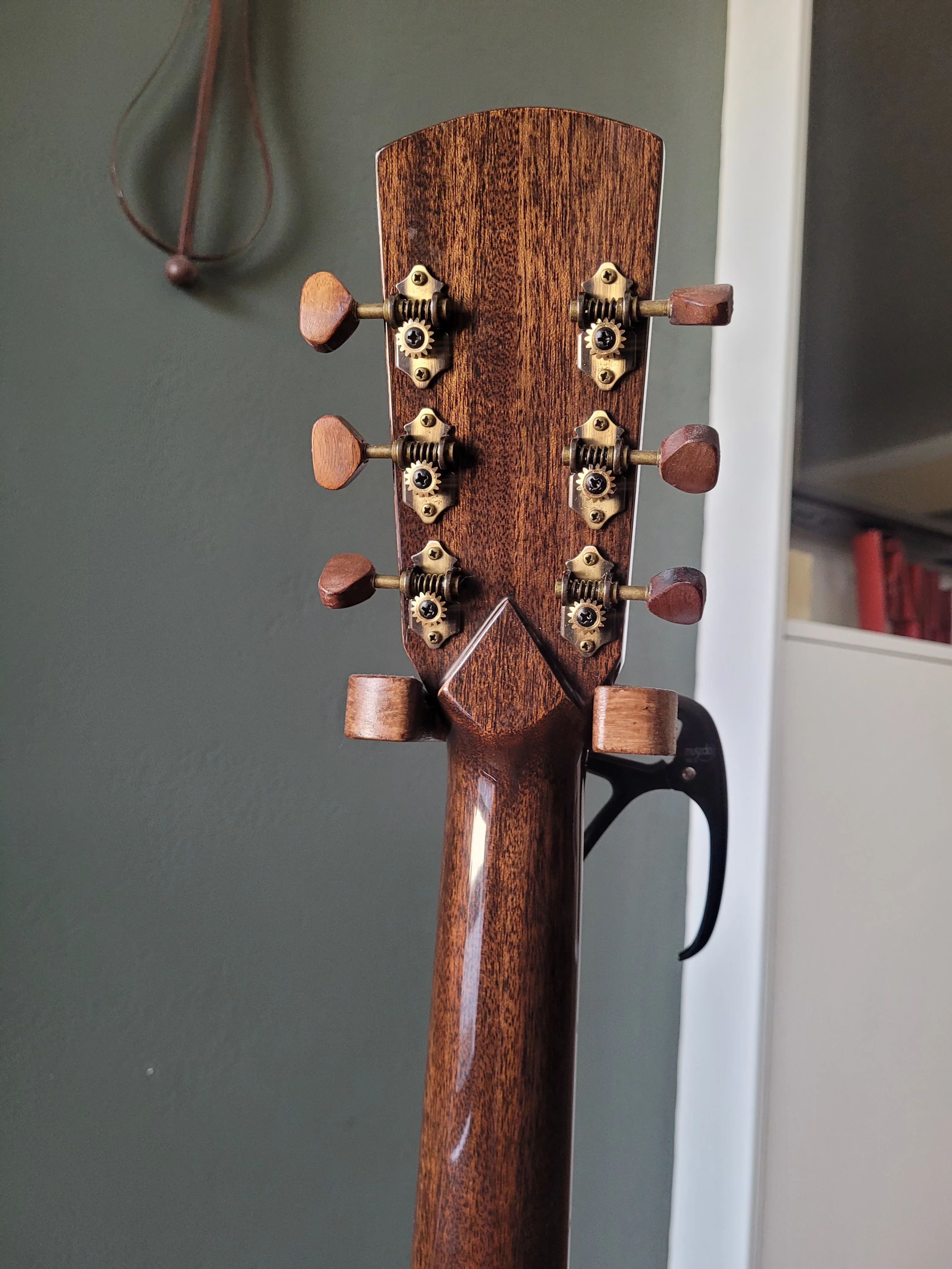 G12 Back of Guitar Headstock and Volute