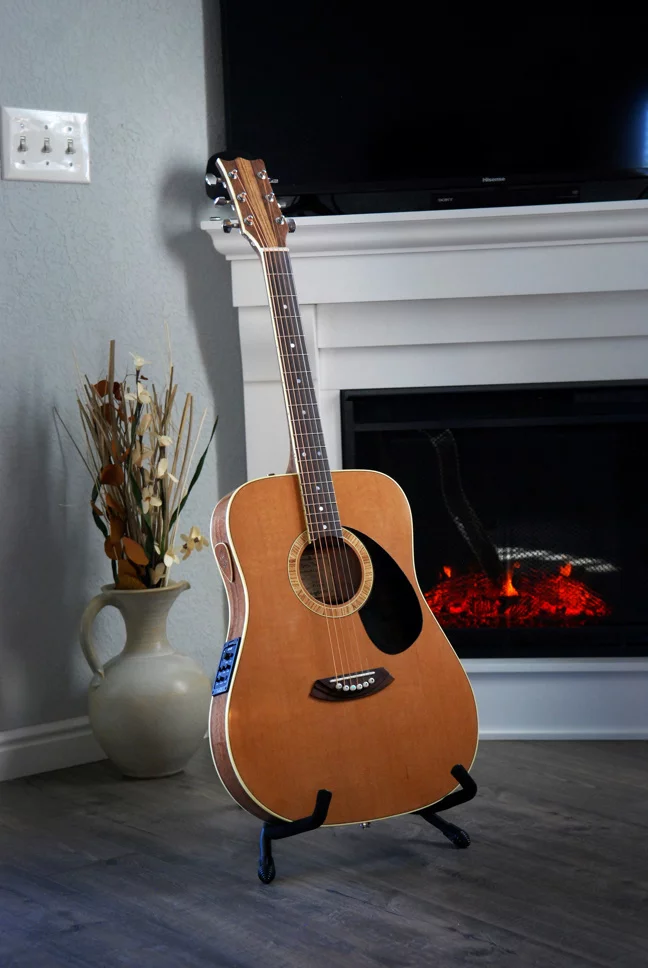 G3 Mahogany Guitar